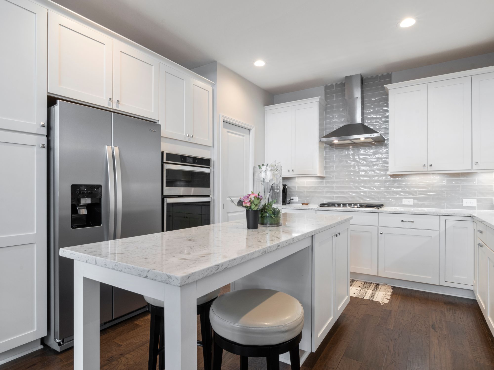 Kitchen Spraying in Bromley, Bromley — specialist spraying kitchen cabinets to a factory finish