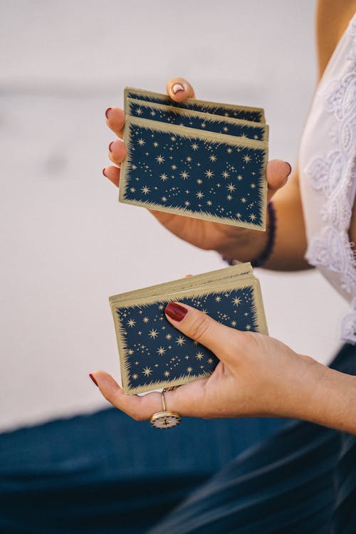 Free Woman Shuffling Cards Stock Photo