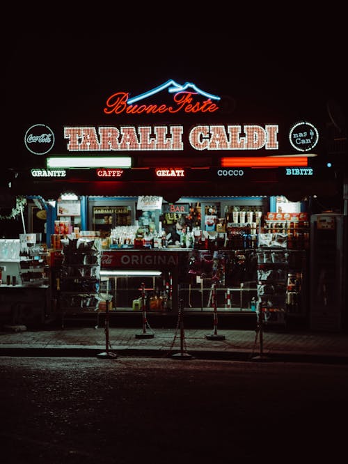 Fotobanka s bezplatnými fotkami na tému bar, chodník, kaviareň