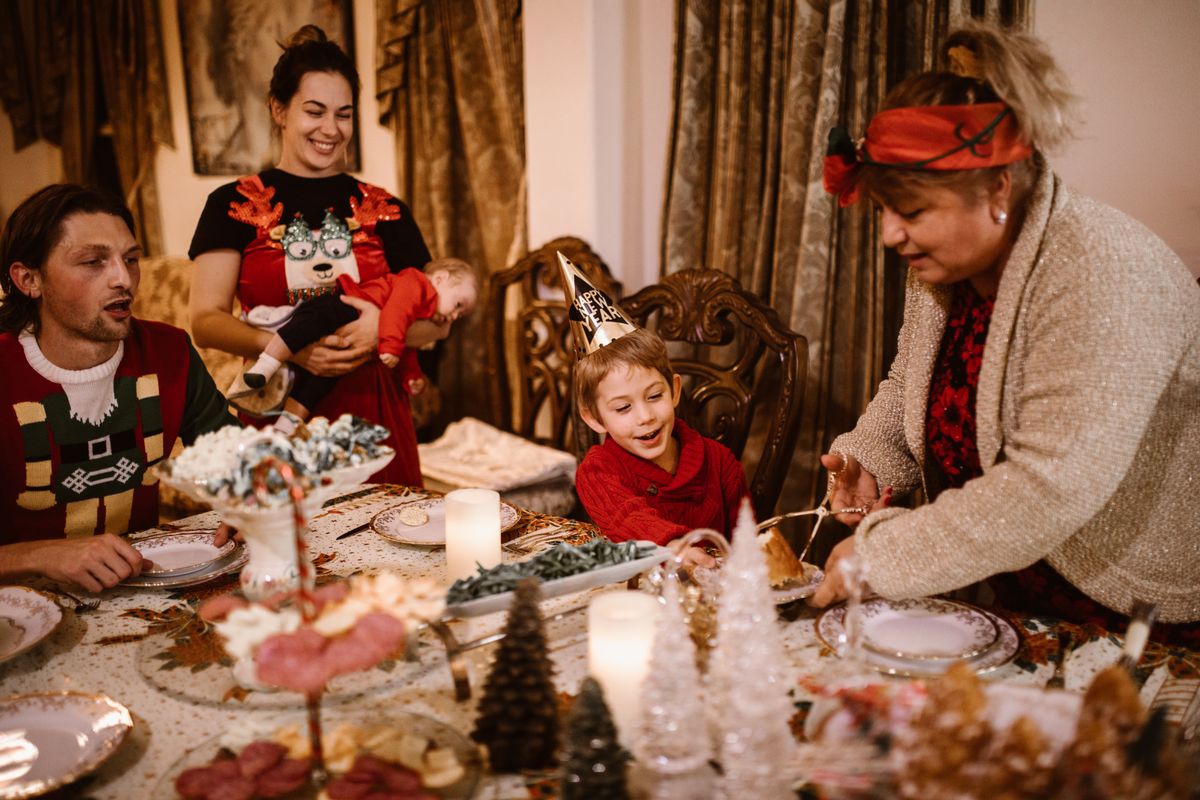 Sfeerbeeld bij kerst op budget zonder dat het karig voelt: waar geef je wél geld aan?