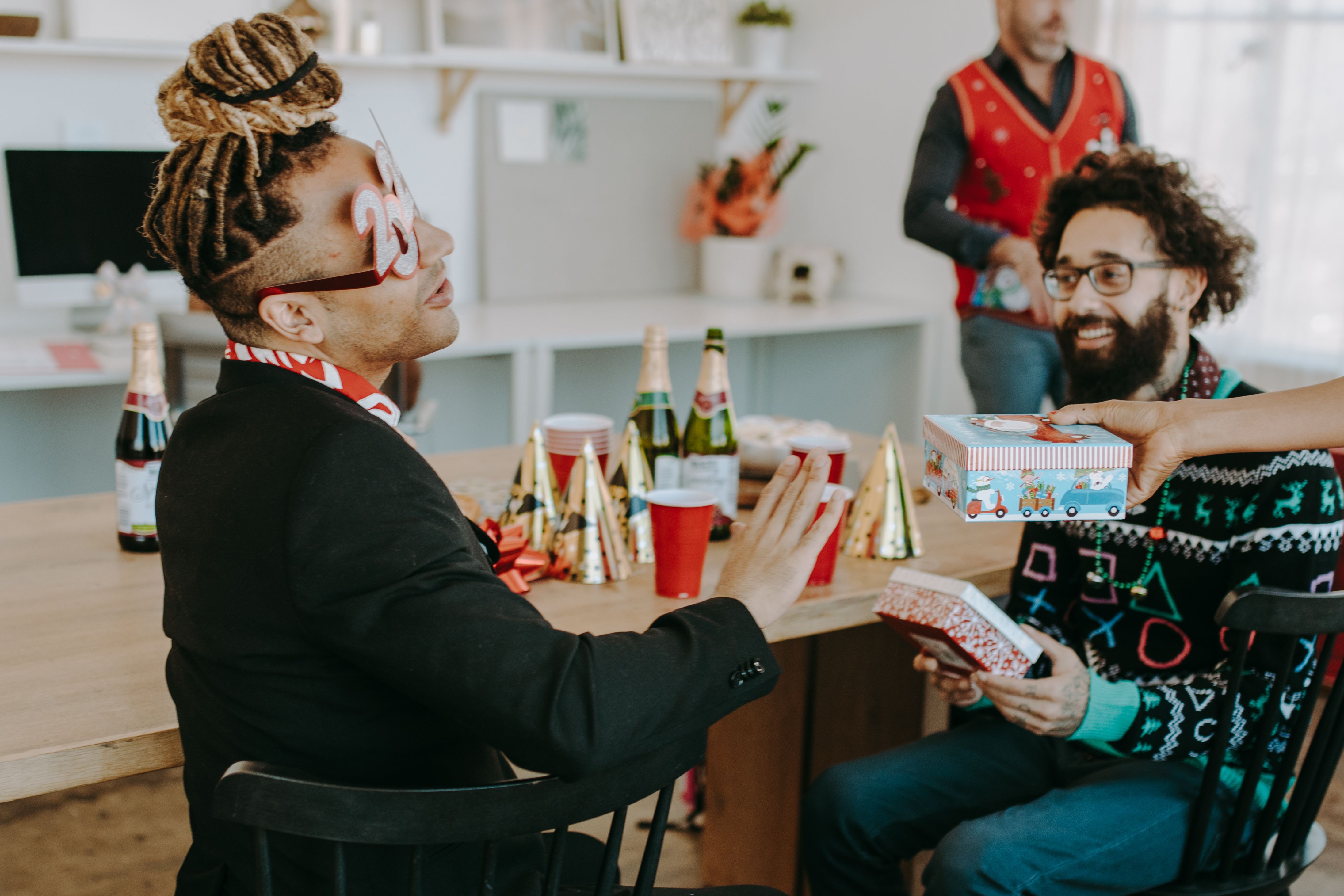 Average Office Gift Contribution Reaches £11.65 in 2023