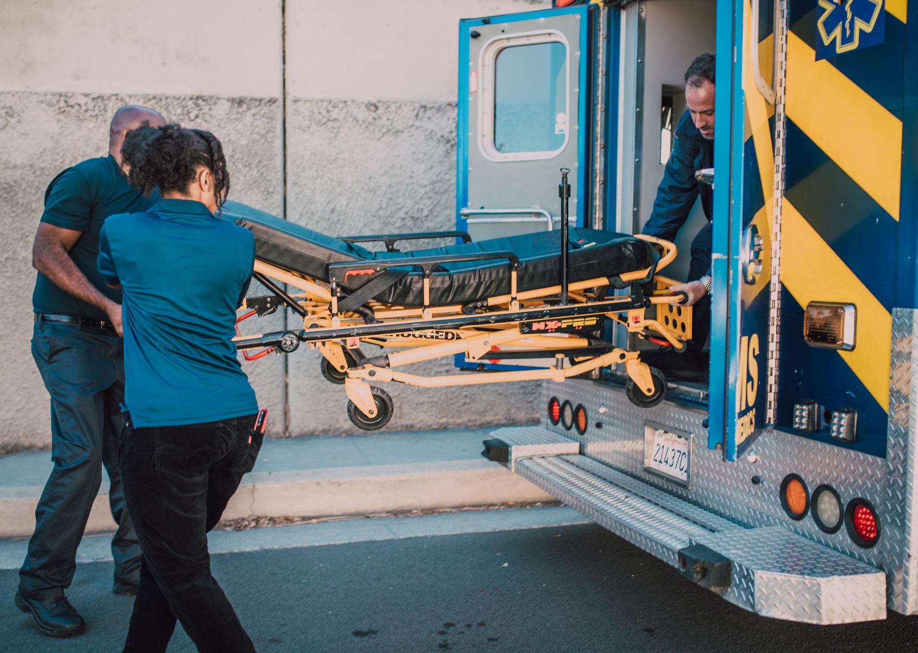 Professional removals crew at work — same-day removals Strone