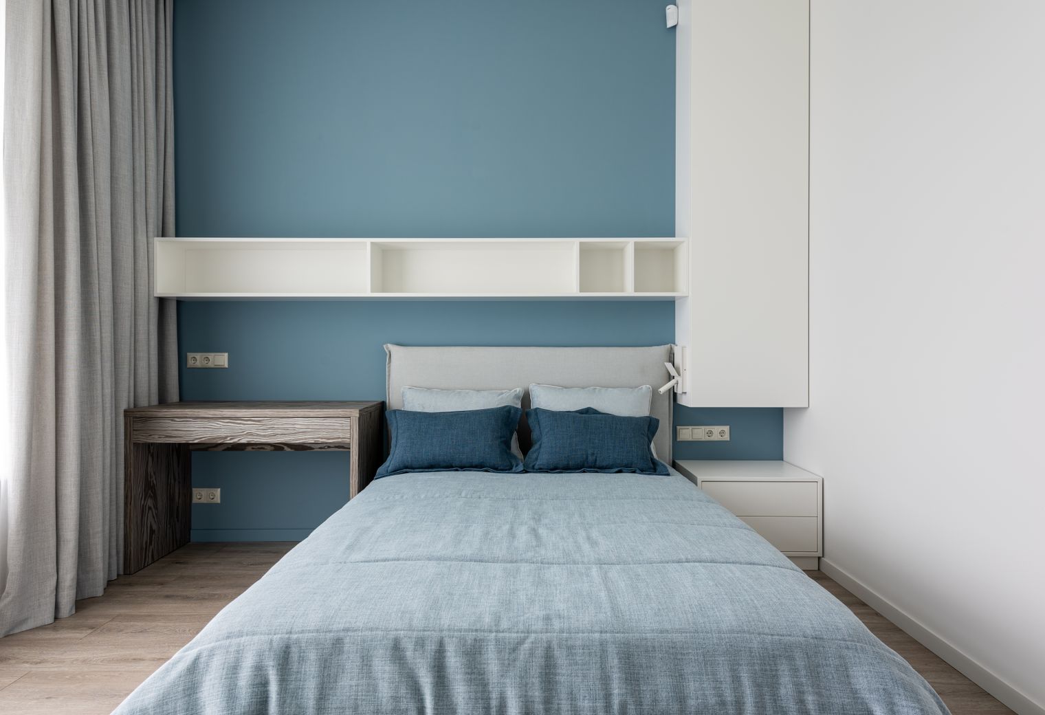 Newbridge — professional movers carrying furniture on a house move