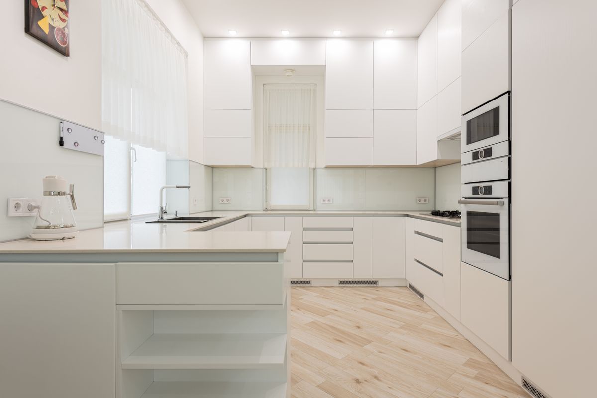 Küche modern dekorieren: 4 DIY-Tipps für eine stylische Küche — Hero-Aufnahme
