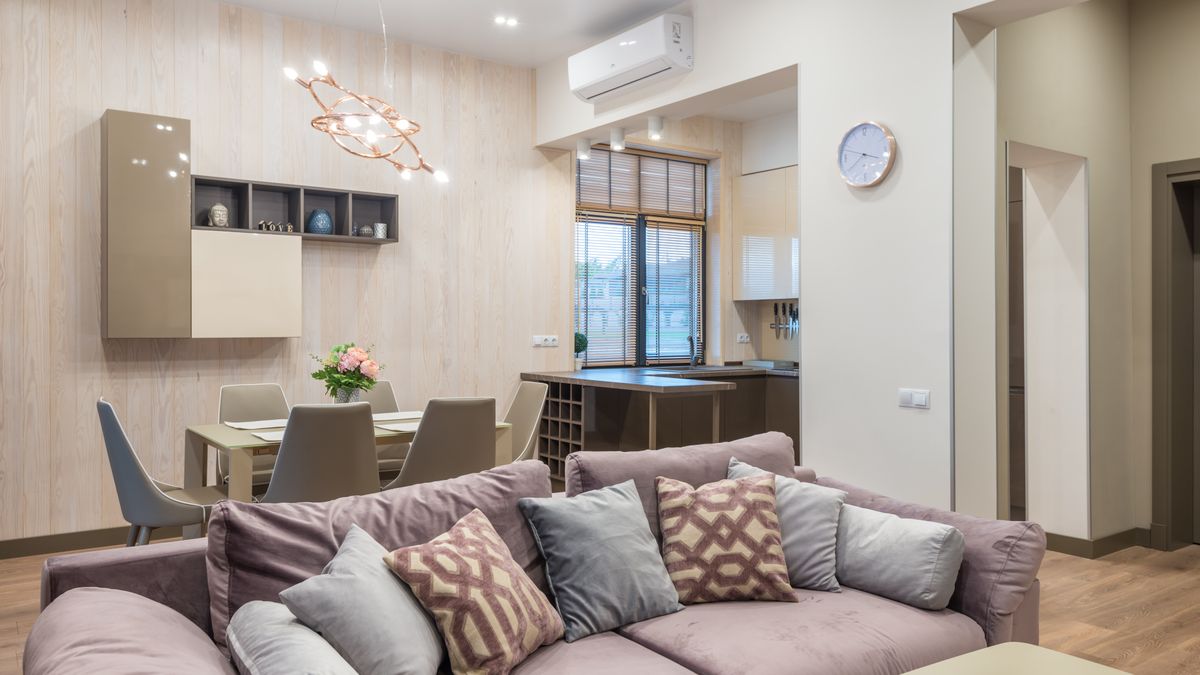 Airbnb Party Rental Reignites Miami Condo Crackdown
