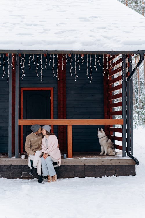 Ilmainen kuvapankkikuva tunnisteilla asu, bungalow, deittailu