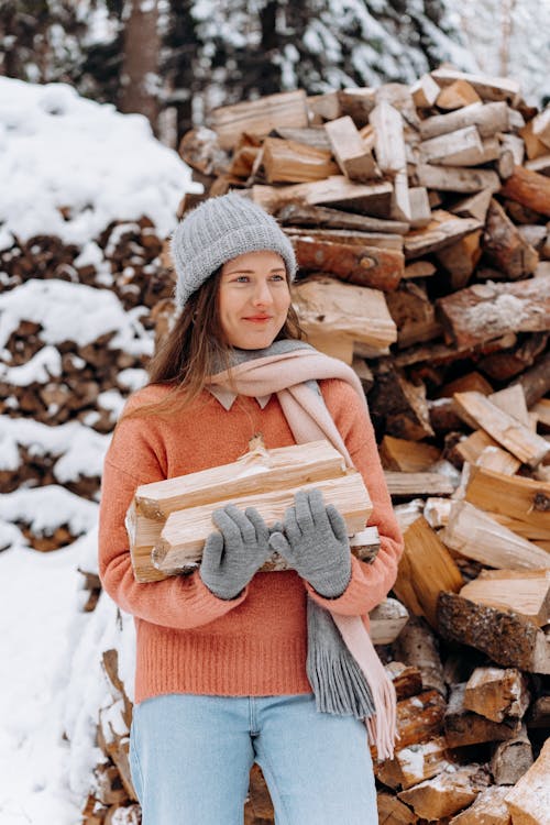 Foto profissional grátis de abrigo, cachecol, gorro