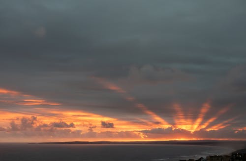 Бесплатное стоковое фото с закат, красивый, море