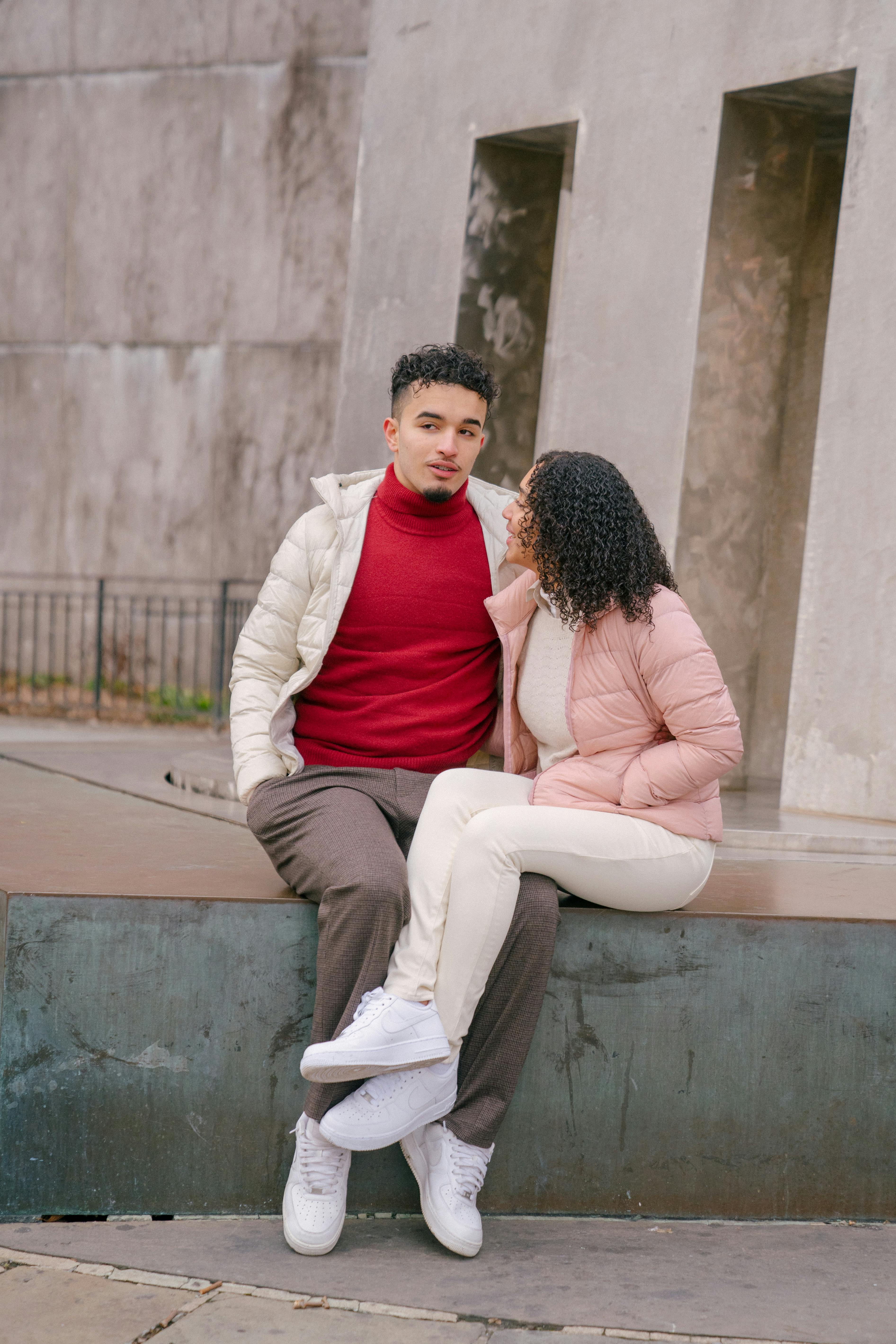 How can I be a cool boyfriend?