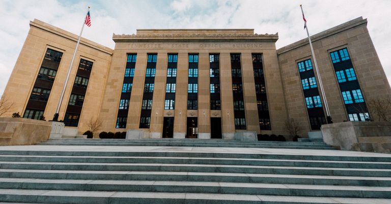 Federal Reserve watchdog finds mismanagement but no criminal wrongdoing in renovation