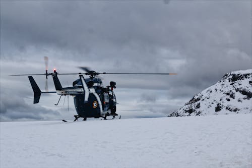 Ilmainen kuvapankkikuva tunnisteilla flunssa, helikopteri, kuura