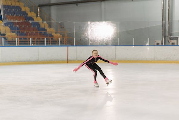 ¿Cuánto gana el patinador sobre hielo?