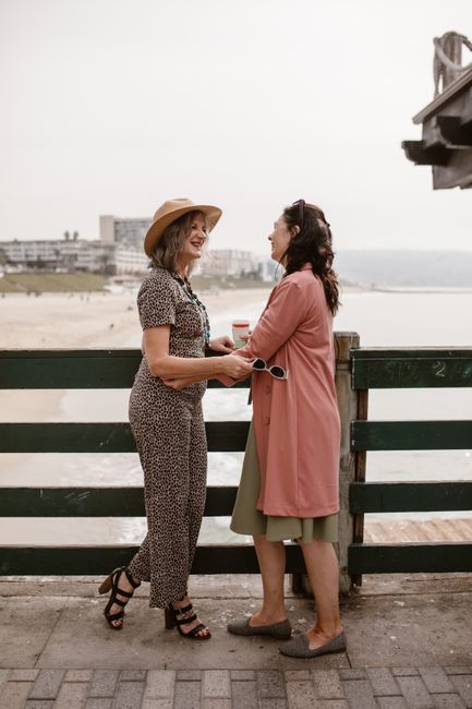 <b>The Fellow Travelers: Bonding Over Banh Mi and Bizarre Situations</b> <b>The Fellow Travelers: Bonding Over Banh Mi and Bizarre Situations</b>