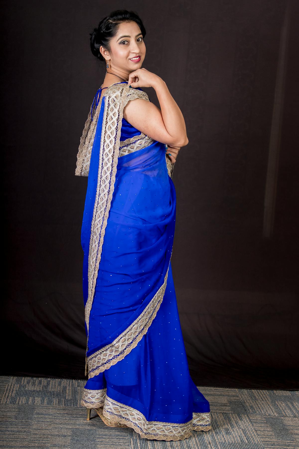 Finished gut-healthy grain bowl being served on a table