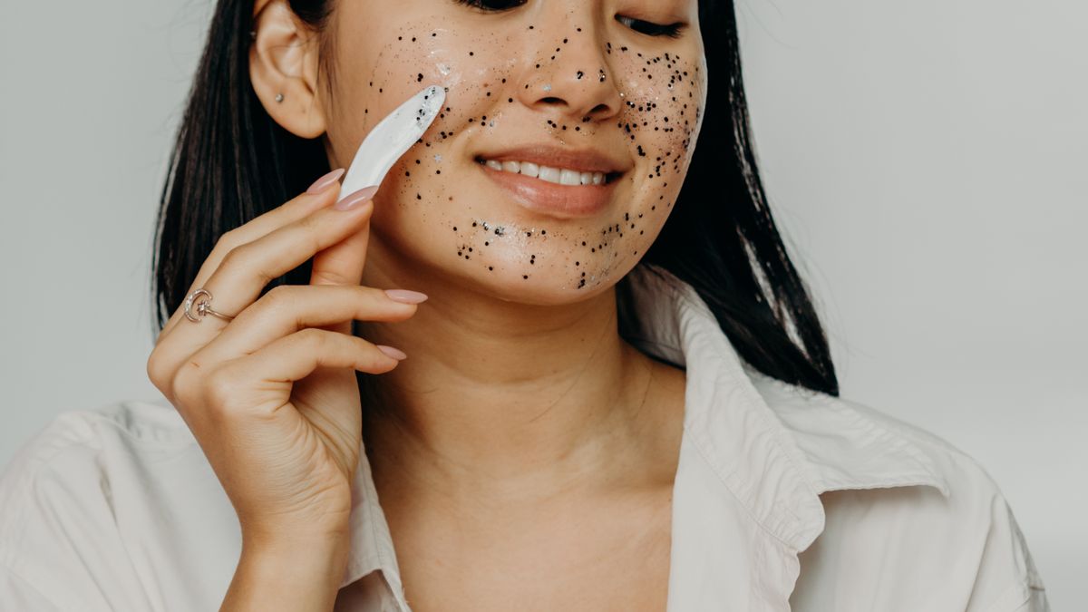 Soins naturels pour une peau éclatante en été - illustration