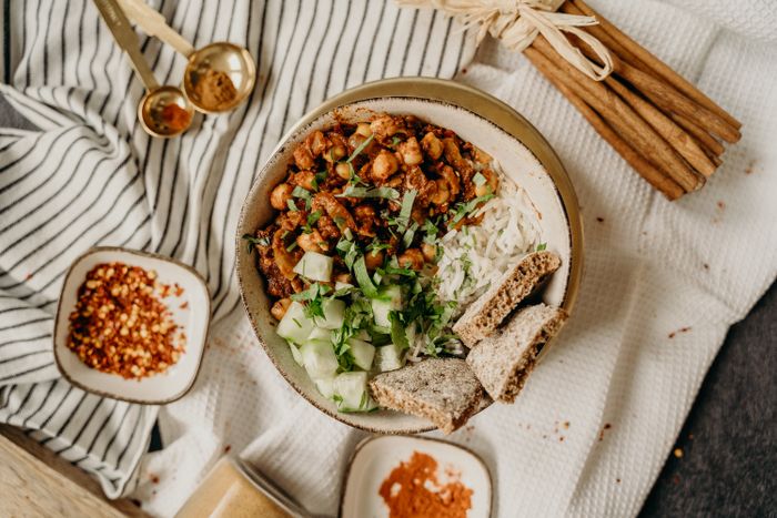 Smoky chickpea and squash farro bowl with herbs — photo by Alesia Kozik on Pexels