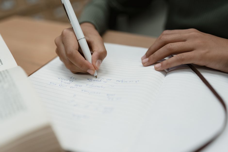 writing a strong personal statement for university UK