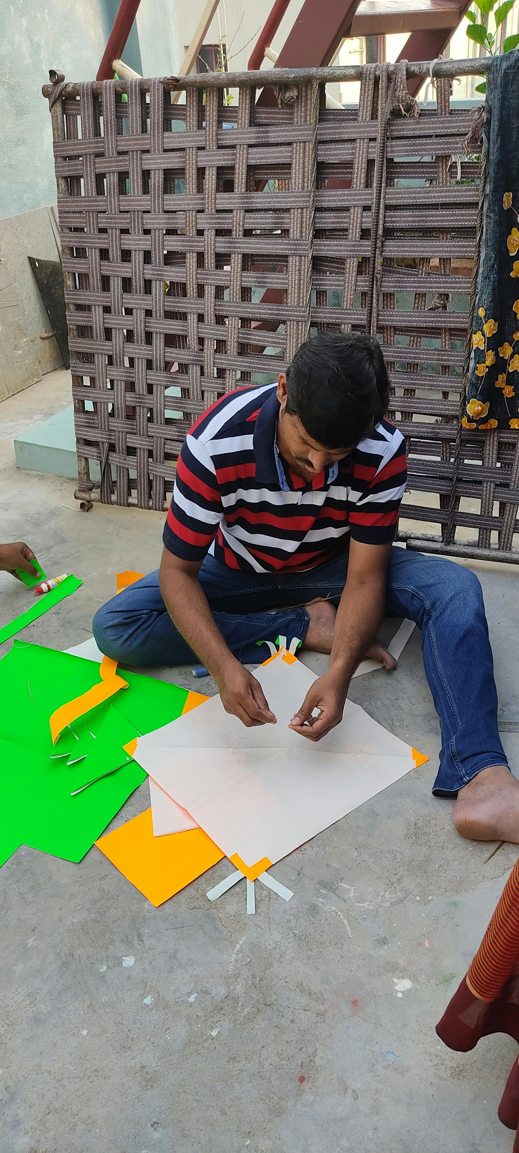 Person performing a dead bug exercise on a yoga mat
