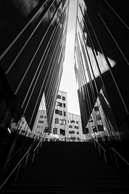 Stunning black and white capture of modern buildings in Hamburg, Germany.