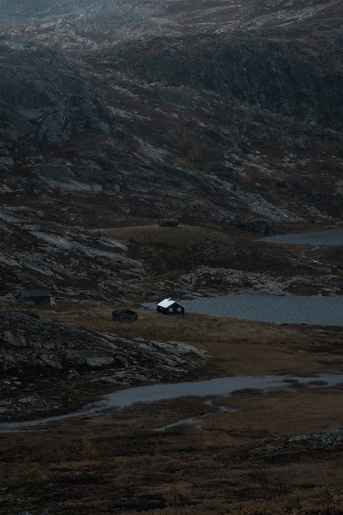 arazi, dağ, dikey atış içeren Ücretsiz stok fotoğraf