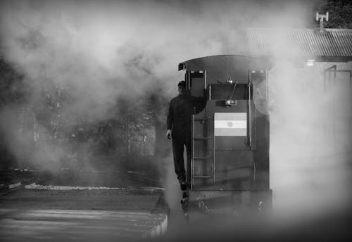 Бесплатное стоковое фото с дым, комбинезон, локомотив