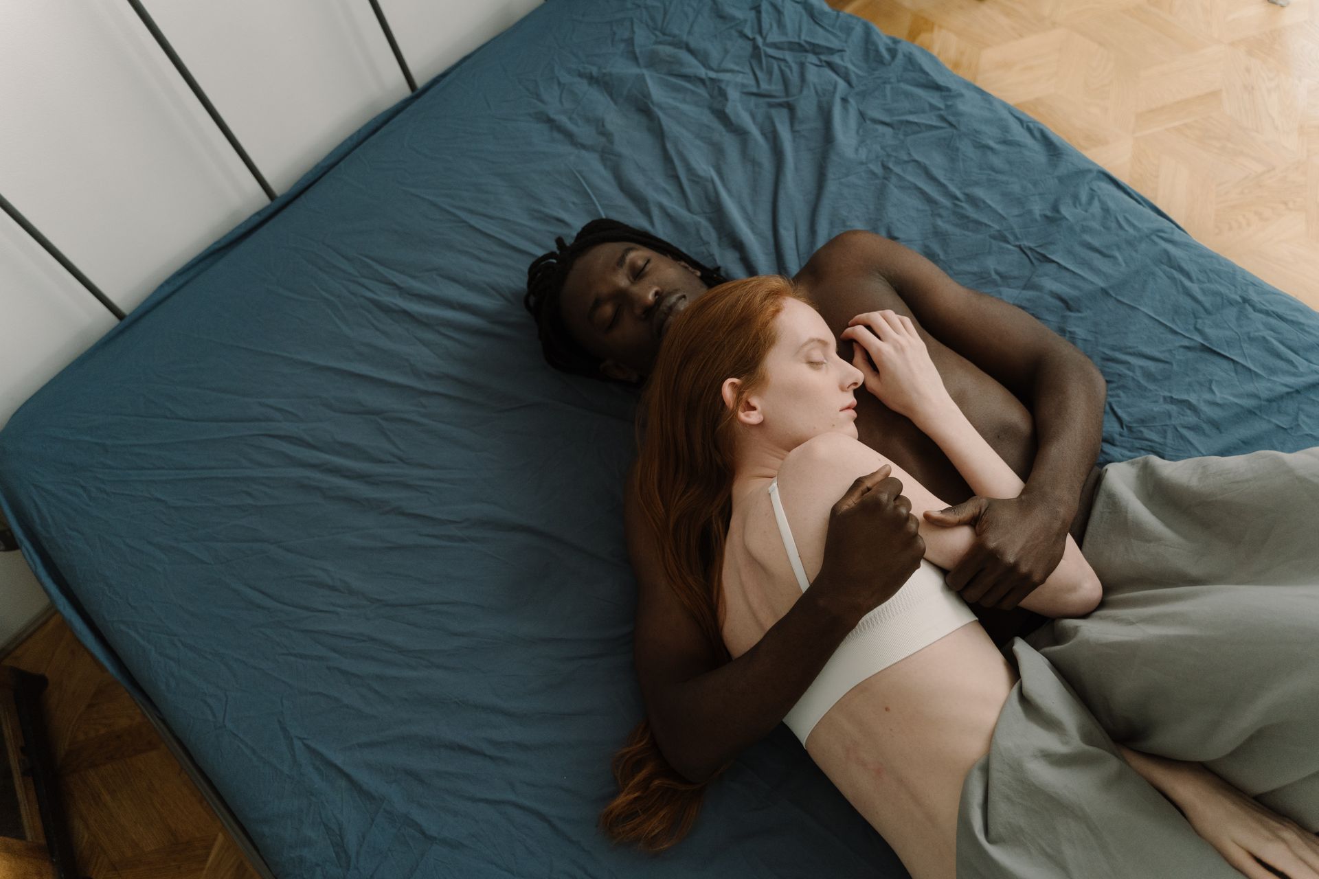 Free stock photo of affection, bed, bed sheets