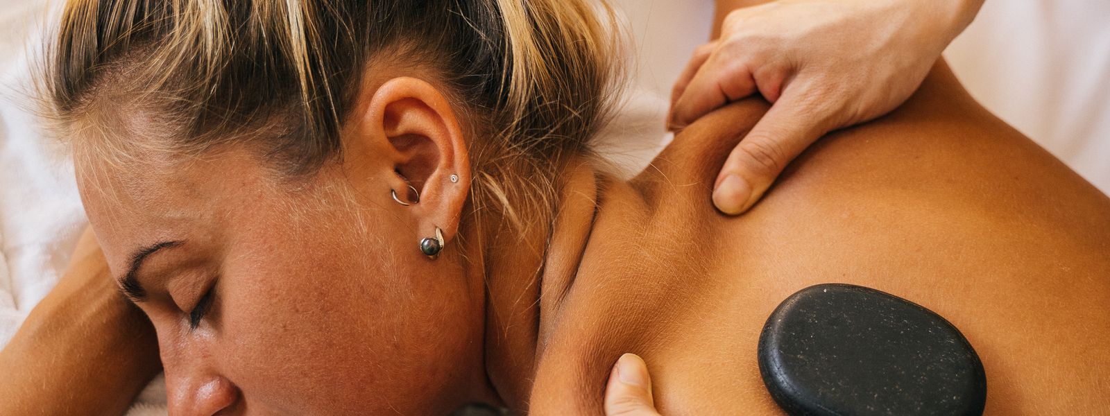 Massage & Physio Aachen Mitte – Titelbild