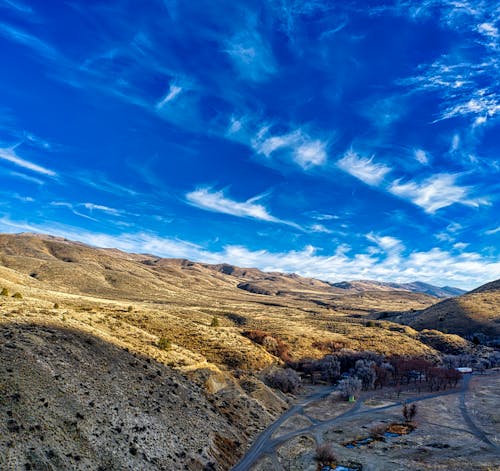 Immagine gratuita di ambiente, catena montuosa, cielo azzurro