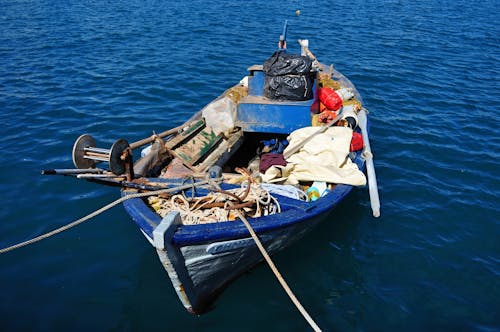 Darmowe zdjęcie z galerii z kuter rybacki, morze, ocean