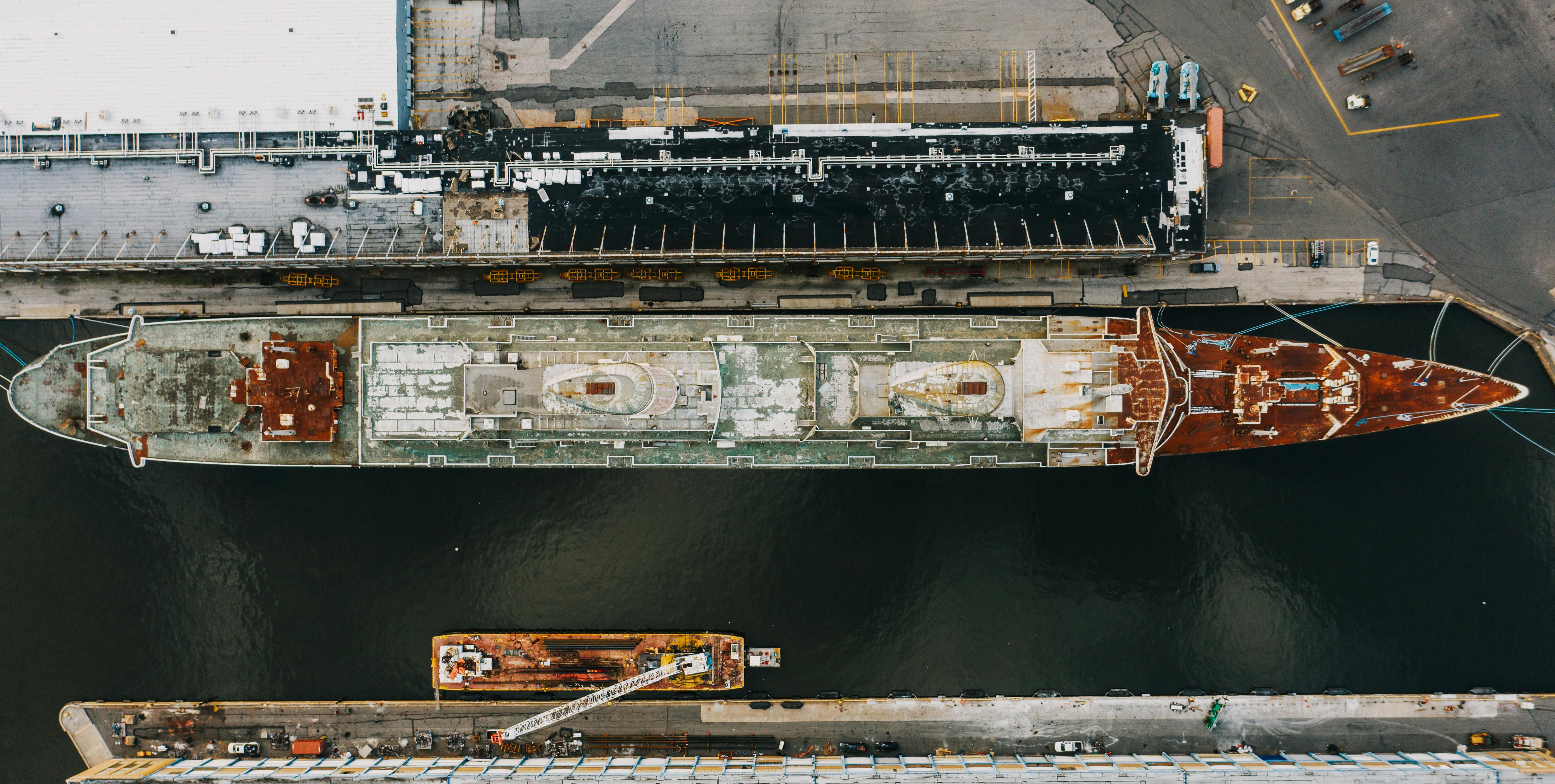 pourquoi travailler dans le commerce international