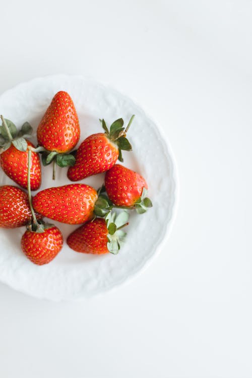 Free Strawberries on White Ceramic Plate Stock Photo