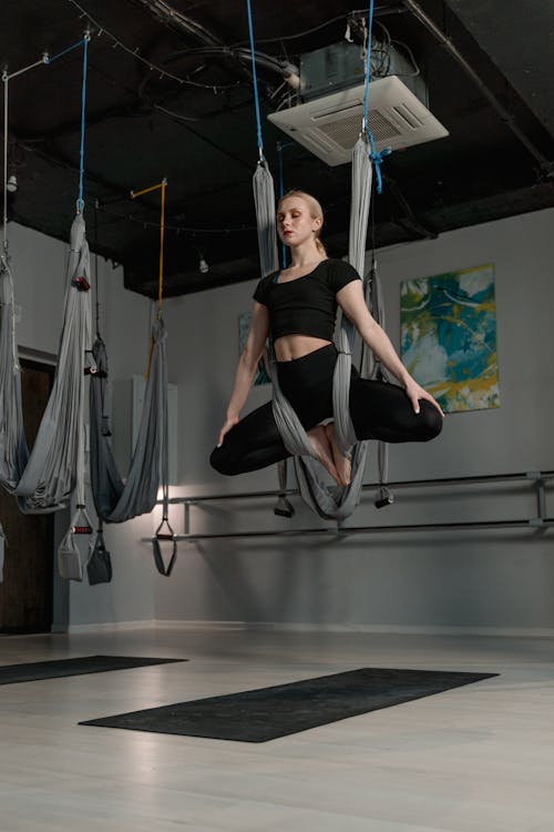 Foto profissional grátis de academia de ginástica, activewear, bem-estar