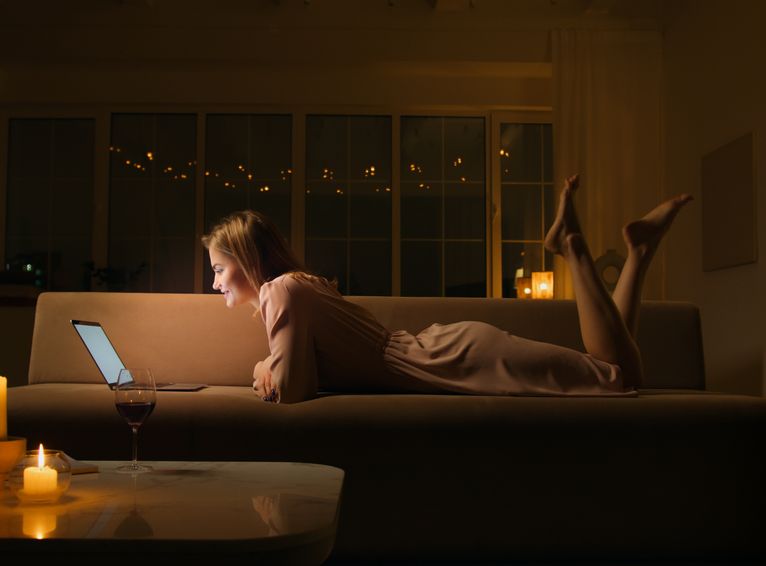 latin women dating older men