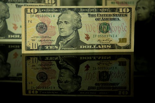 Безкоштовне стокове фото на тему «банкнота, валюта, відображення»