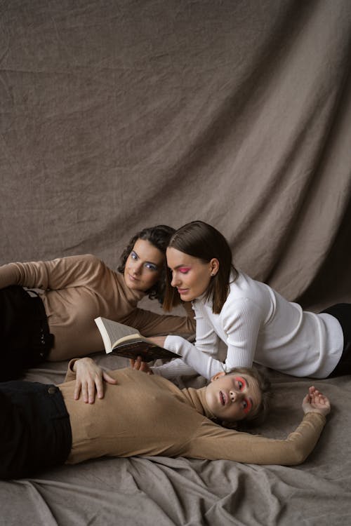 Women Lying on the Floor 