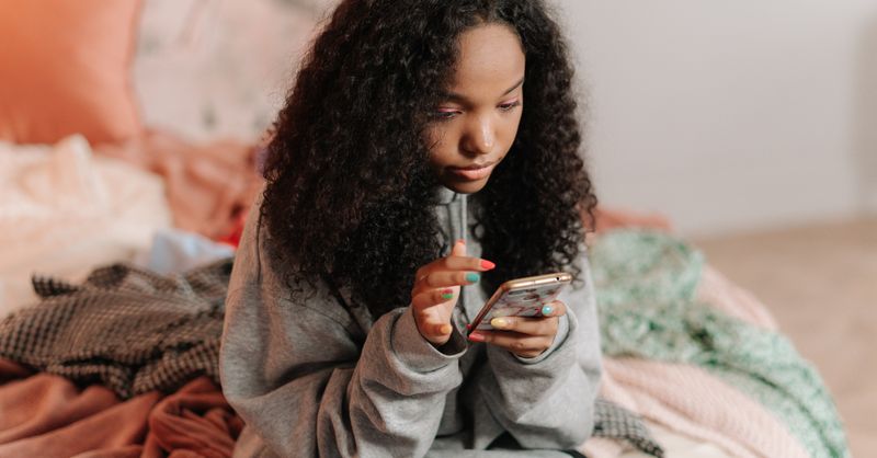 Chambre ado fille : 50 idées déco tendance 2026