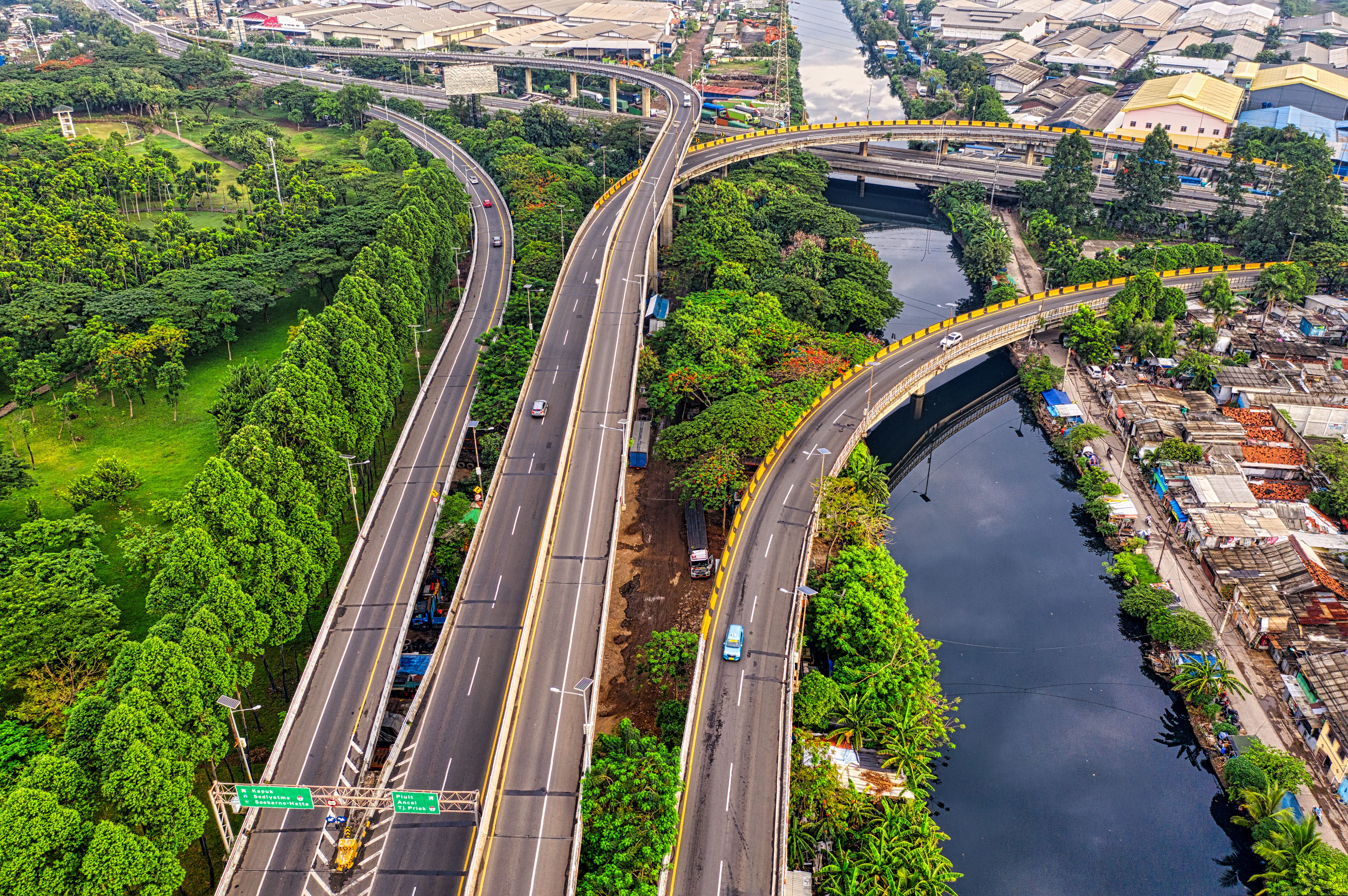corporate governance esg good governance esg — Photo by Tom Fisk on Pexels