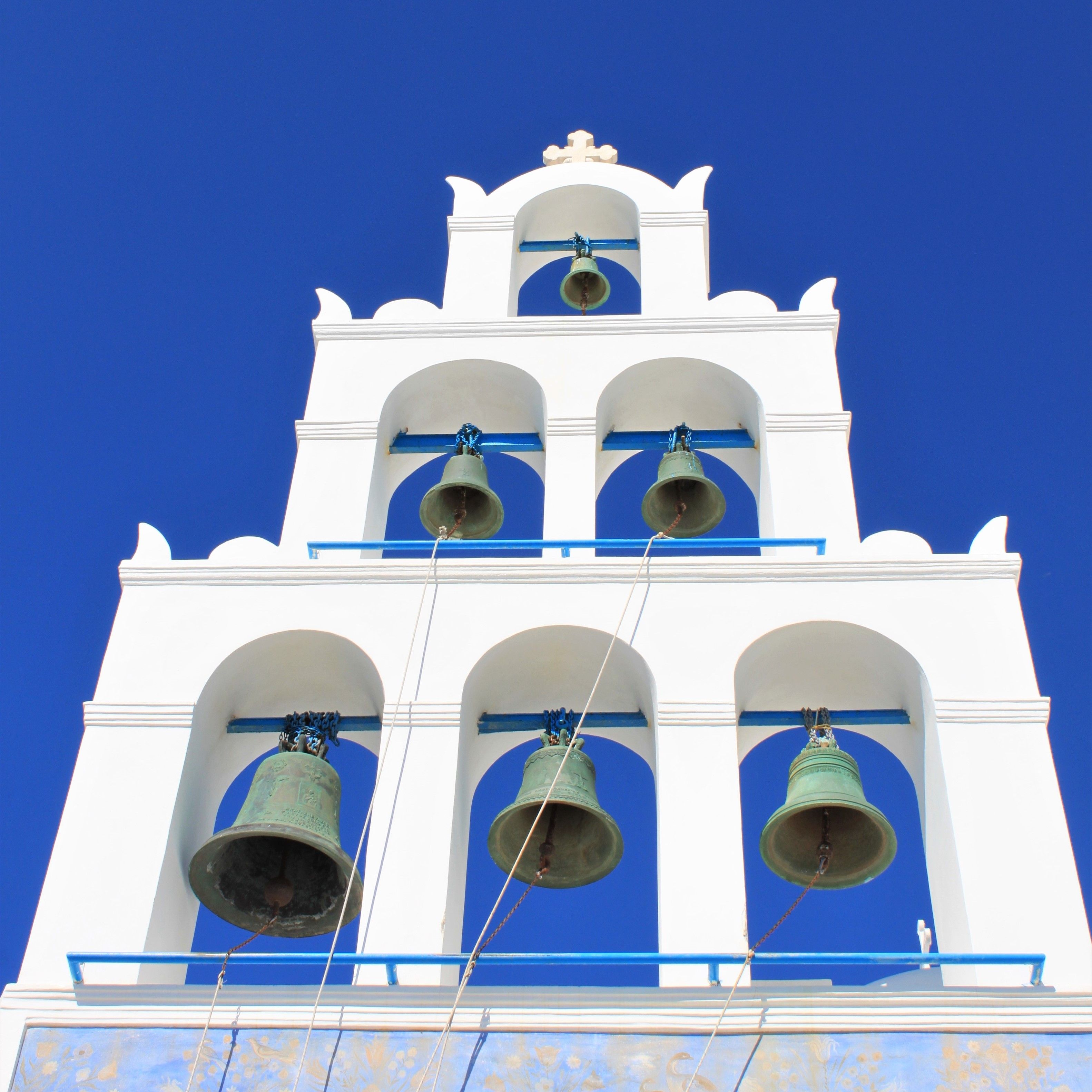 Церковний календар на серпень 2026: свята та пости — Orthodox church bells August ceremony