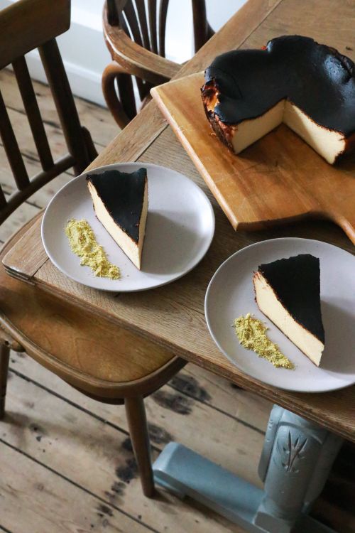 Basque cheesecake