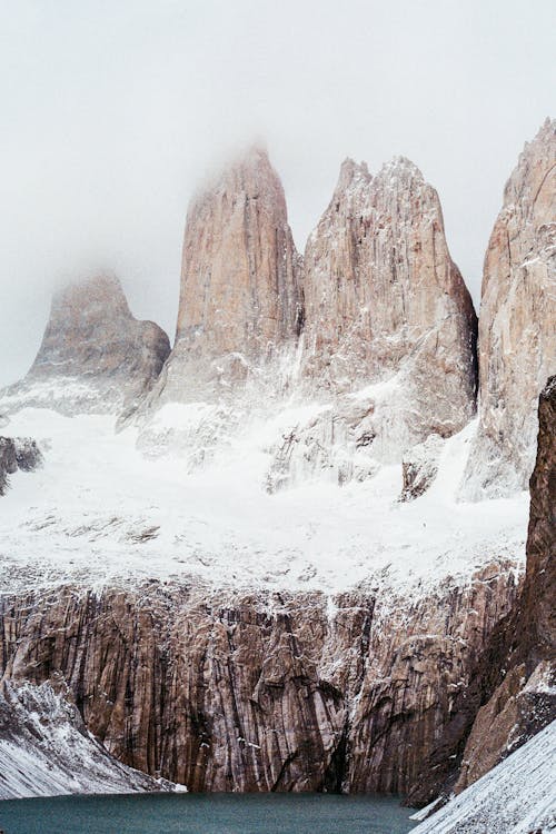 Landschaftsfotografie Des Schneebedeckten Berges