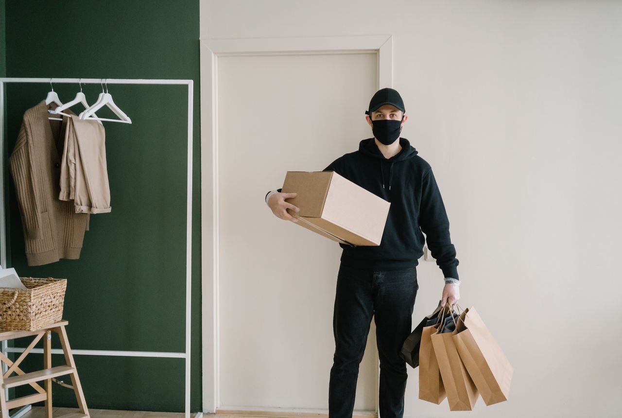 Flat & apartment removals Badby — removals work in progress