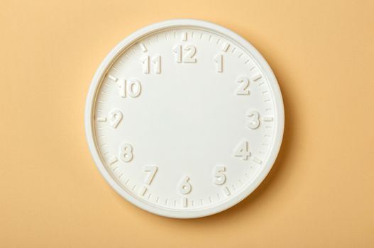 White Round Analog Wall Clock