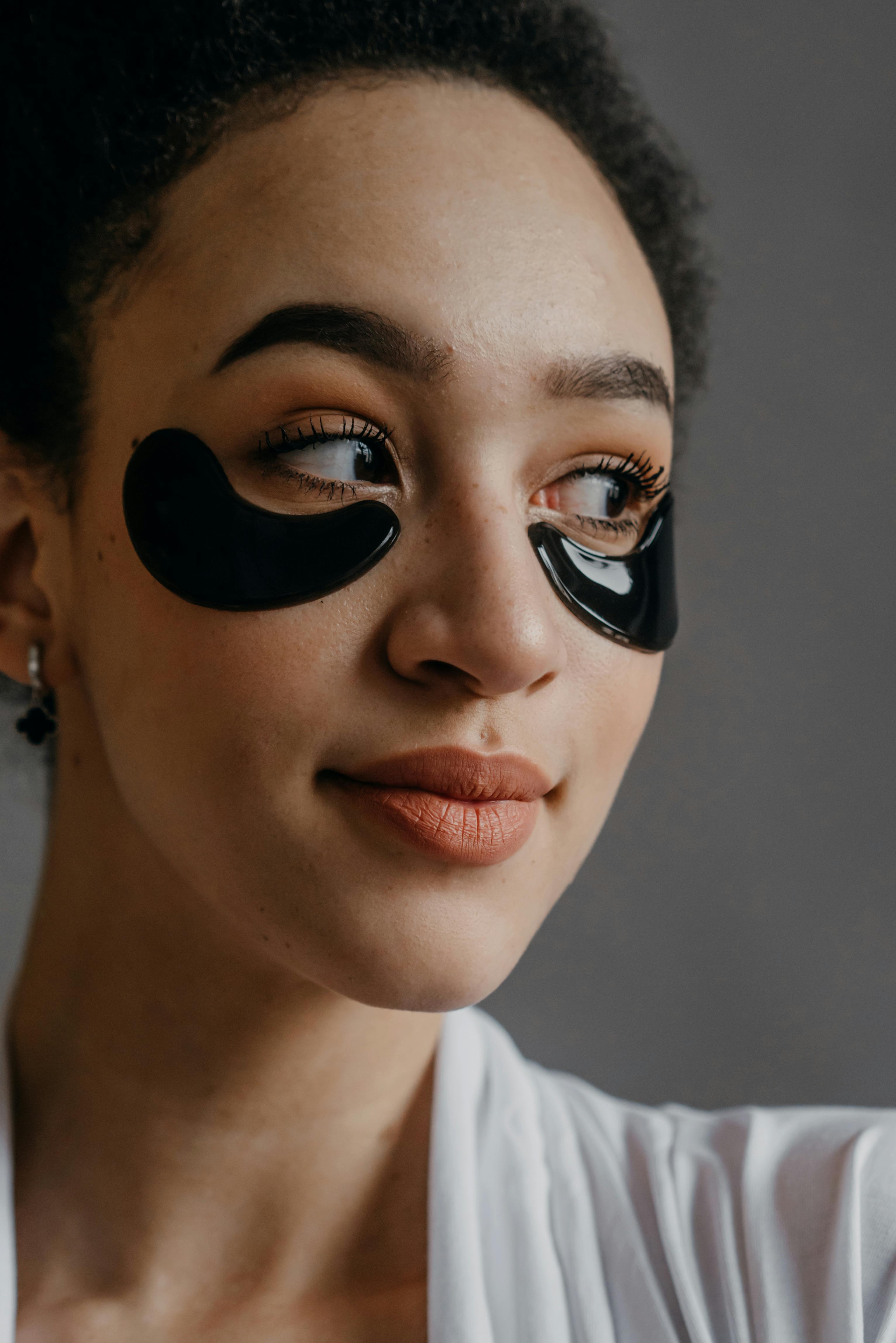 Woman in an Oxygen Mask · Free Stock Photo