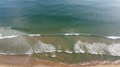 Fotos de stock gratuitas de cuerpo de agua, dice adiós, foto con dron