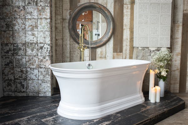 Candlelit Tub Platform