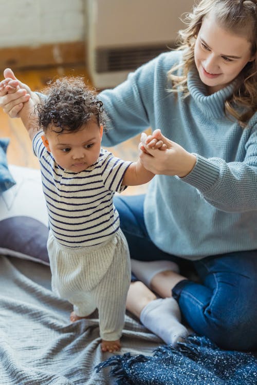 Kostnadsfri bild av bindning, dotter, flicka