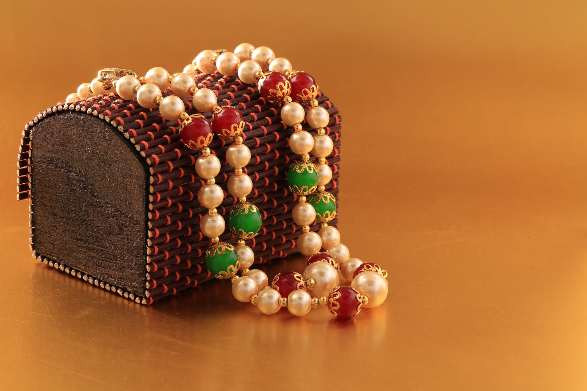 korean traditional mother of pearl box