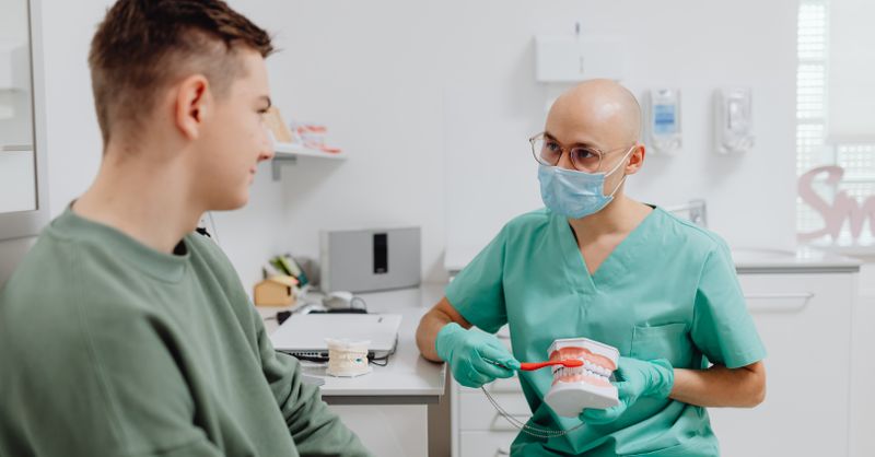 Belles Dents : 10 Conseils Dentiste 2026