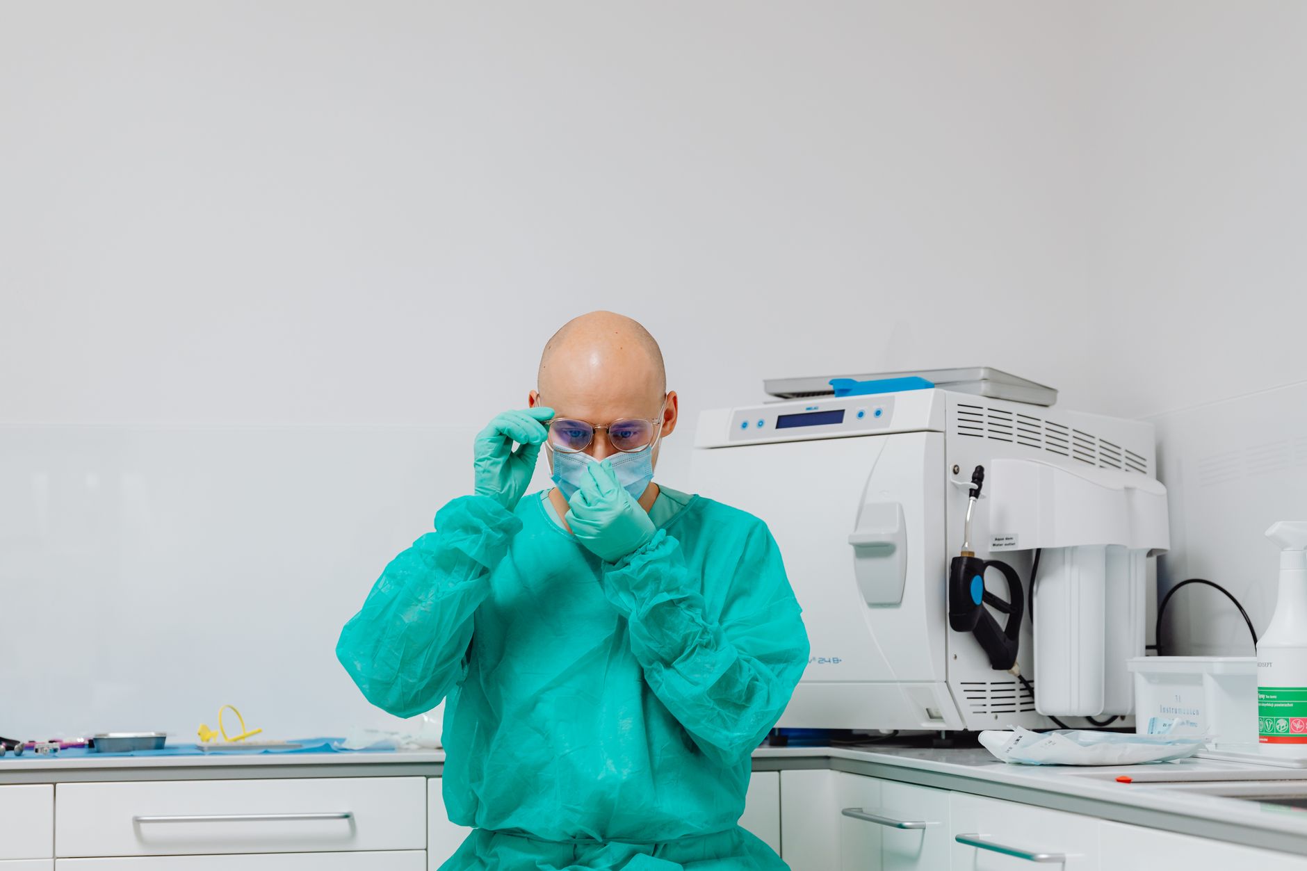 The Clock on Every Device: How Hospitals Decide When a Staff Computer Has Reached the End of Its Life