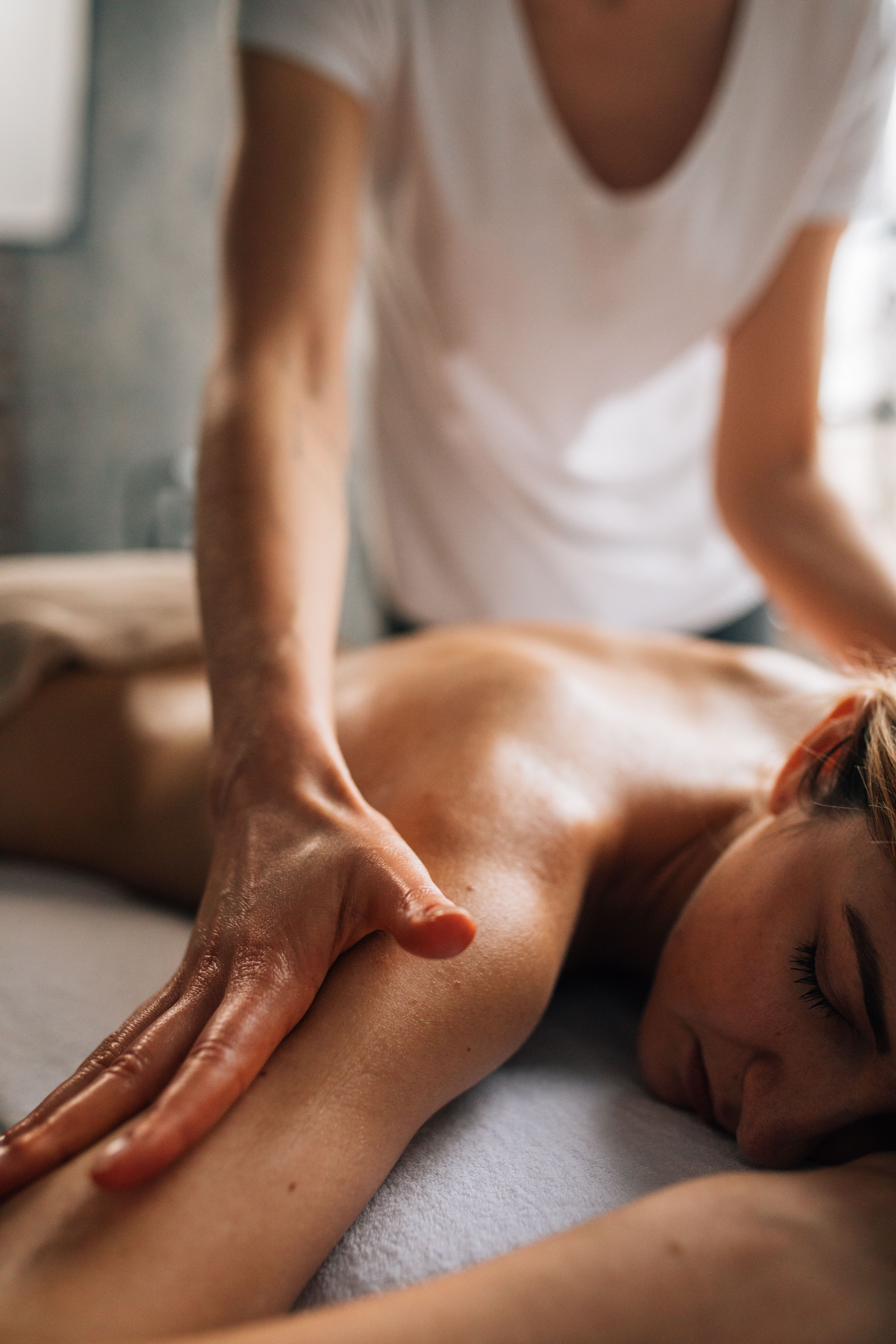 Massage Therapy For Complete Body Relaxation